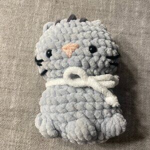 Handmade Soft Yarn Gray Kitten Crochet Plush Collectible 6" x 4"!